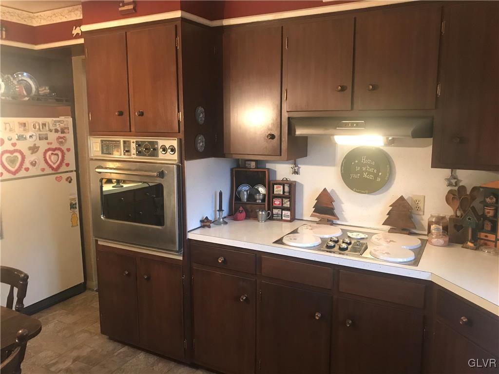 2529 Gap View Road Slatington, PA 18080 - Photo 5 of 19 Gallery Image 5