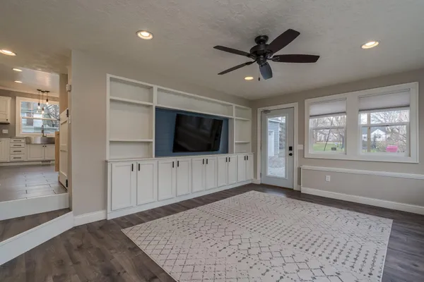 $319,900 | 128 Sylvia Street, Mankato, MN 56001