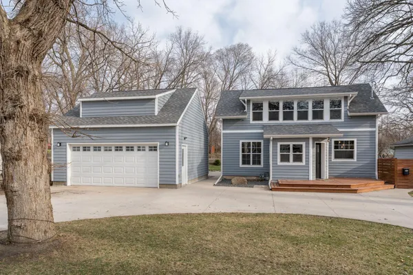 $319,900 | 128 Sylvia Street, Mankato, MN 56001