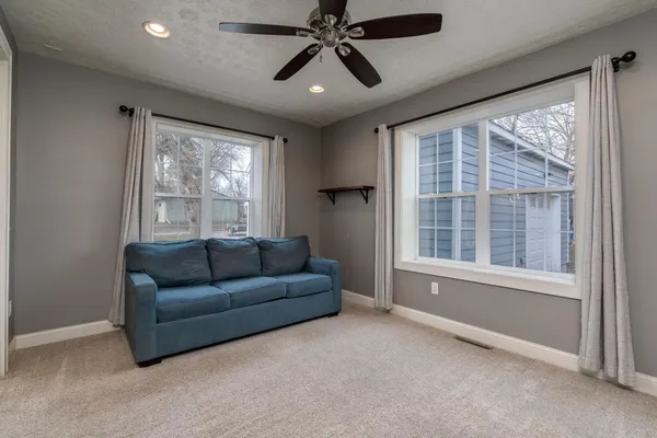 $319,900 | 128 Sylvia Street, Mankato, MN 56001