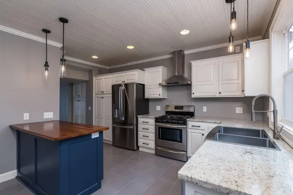 $319,900 | 128 Sylvia Street, Mankato, MN 56001