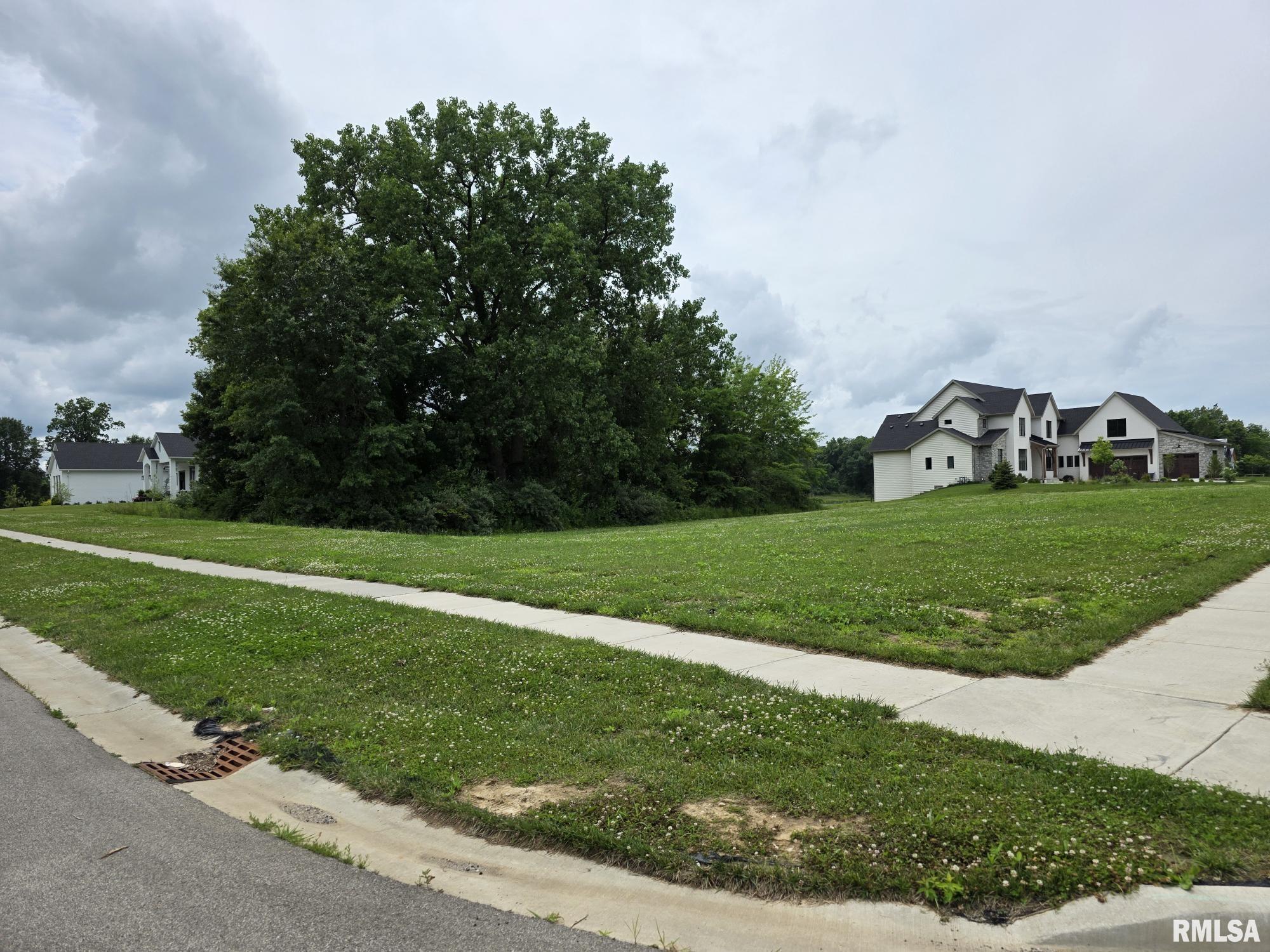5101 Foxhall Lane Springfield, IL 62711 - Photo 4 of 5