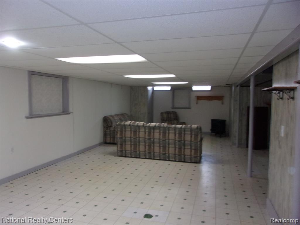 5856 Henry Ruff Road Garden City, MI 48135 - Photo 27 of 35 Gallery Image 27