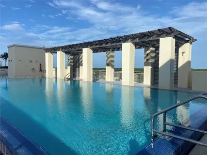 $330,000 | 7275 Southwest 90th Way, Unit 405, Miami, FL 33156