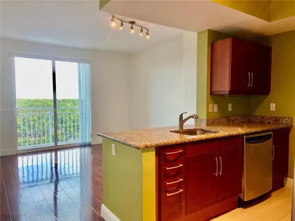 $330,000 | 7275 Southwest 90th Way, Unit 405, Miami, FL 33156