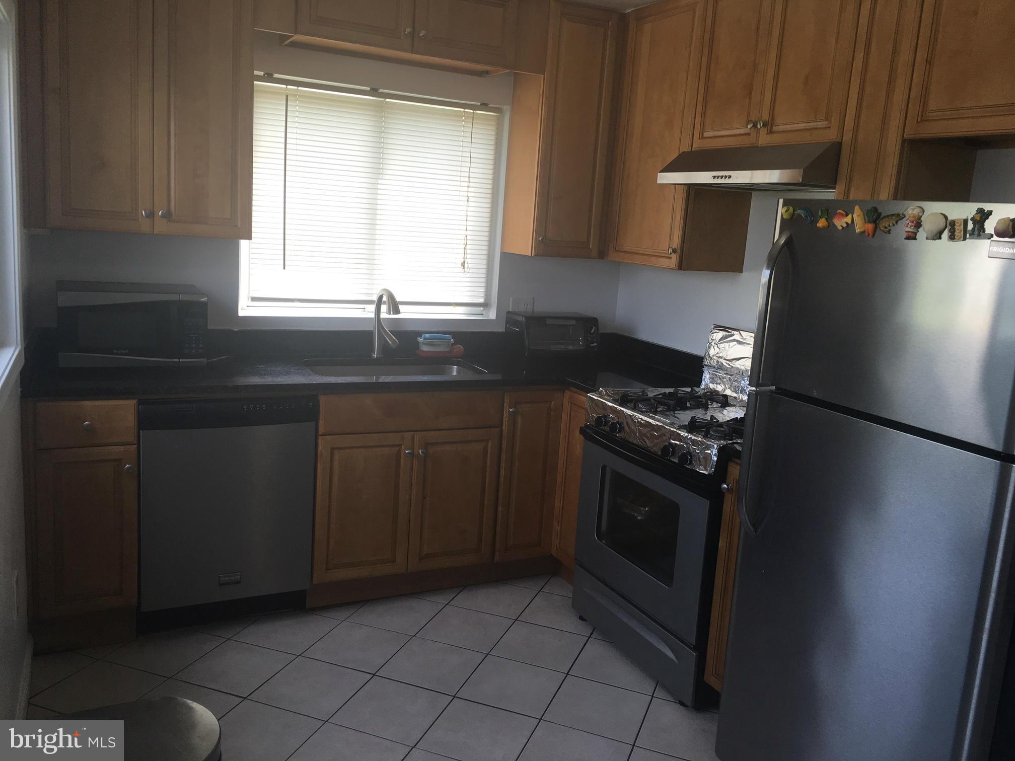 5007 Addison Road Capitol Heights, MD 20743 - Photo 4 of 8 Kitchen