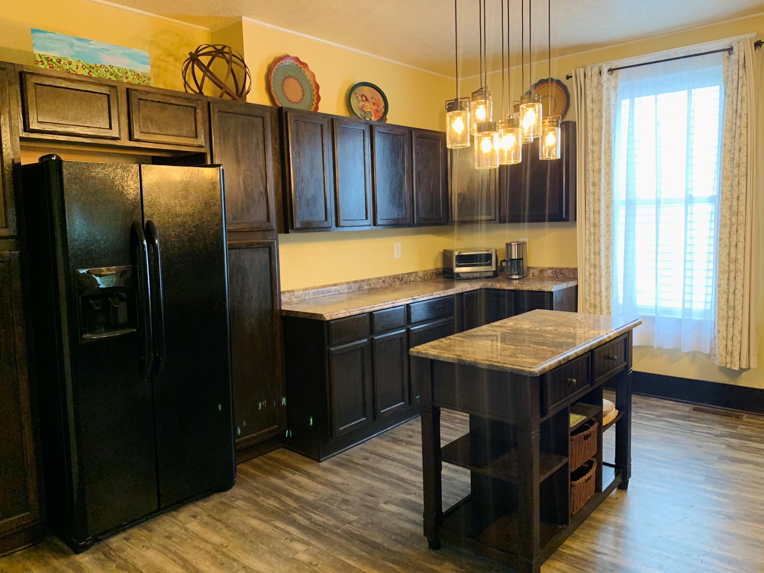 609 Roxbury Street Clifton Forge, VA 24422 - Photo 11 of 24 kitchen-1
