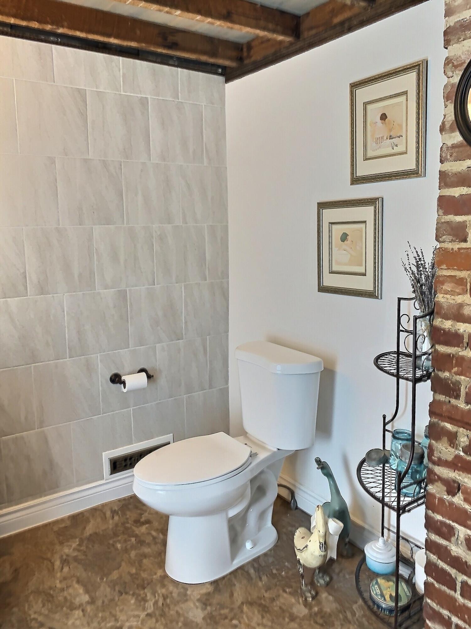 609 Roxbury Street Clifton Forge, VA 24422 - Photo 24 of 24 upstairs-bath-2