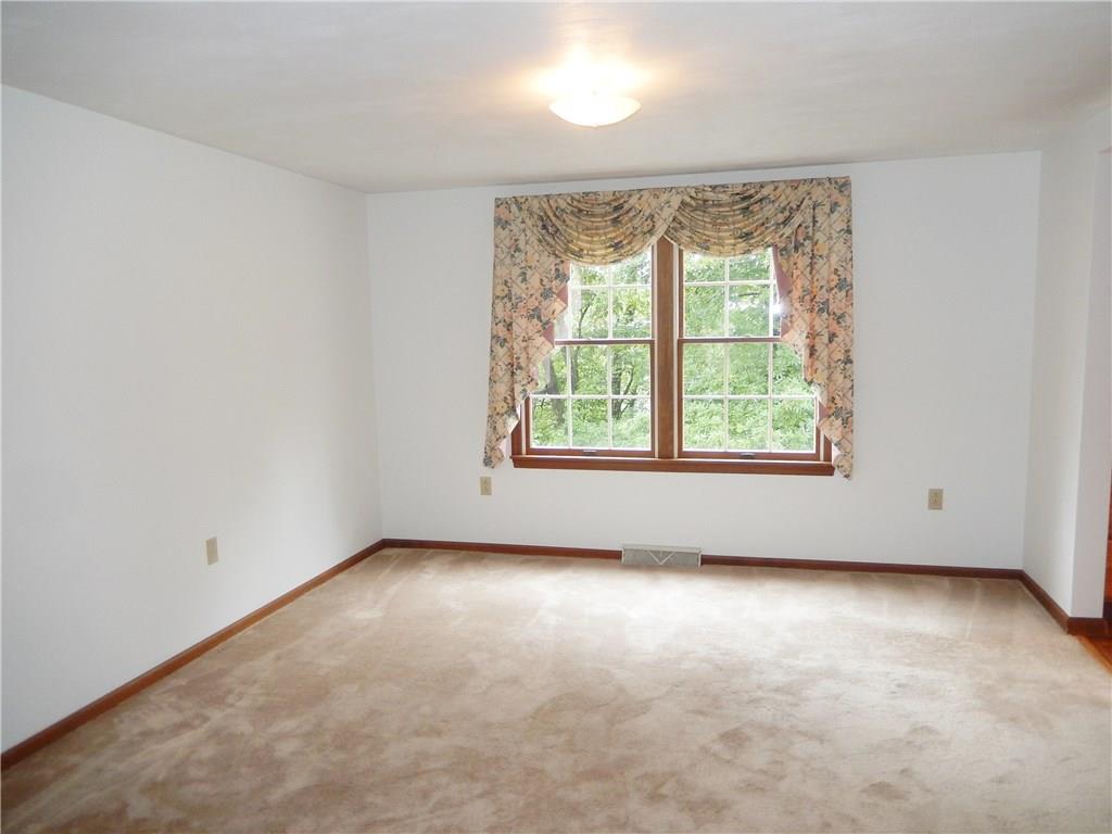 3231 Ridgeway Road Greensburg, PA 15601 - Photo 5 of 25 Host you holiday dinner in this spacious 13x12 dining room