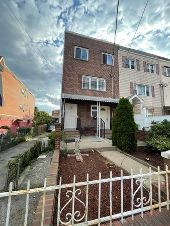 $915,000 | 269 Balcom Avenue | Throgs Neck