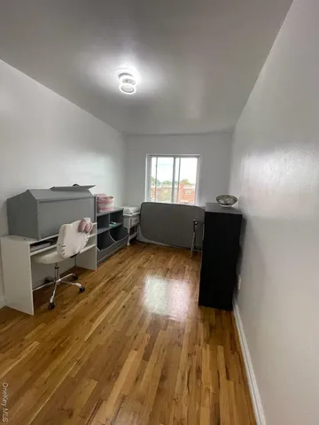 $915,000 | 269 Balcom Avenue | Throgs Neck