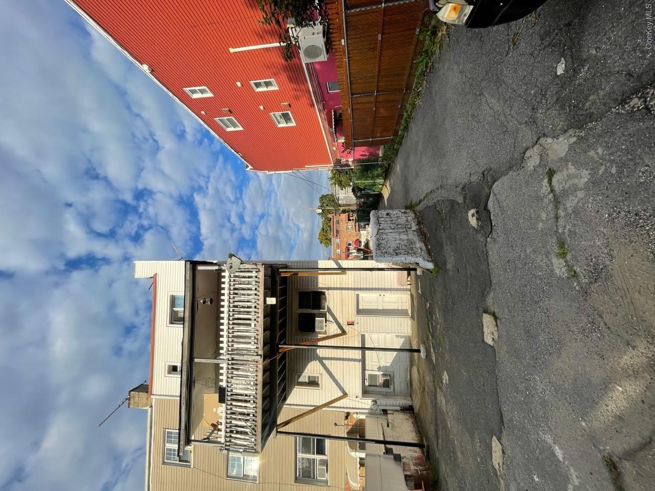 269 Balcom Avenue Bronx, NY 10465 - Photo 20 of 20