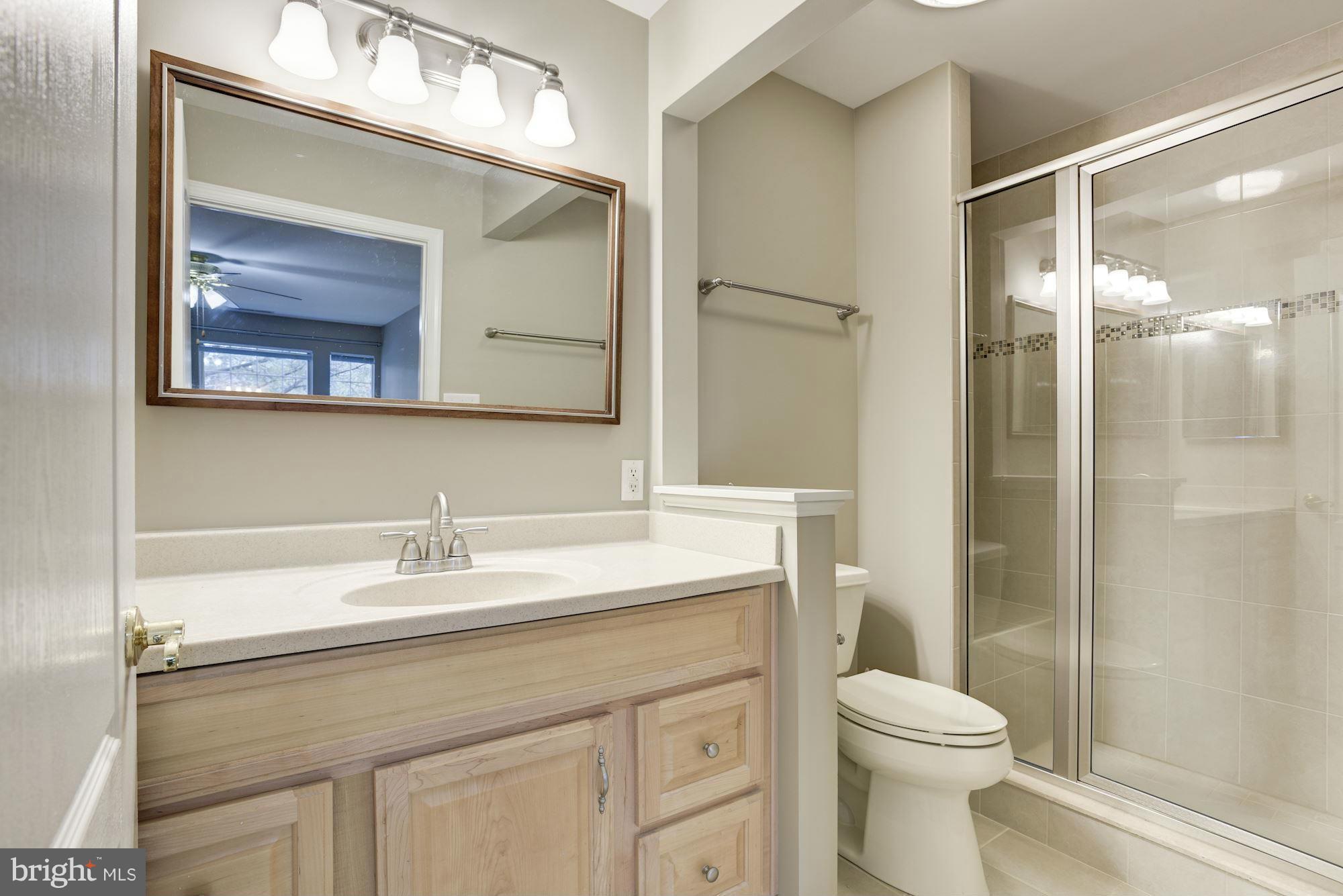 8561 Falls Run Road, Unit E Ellicott City, MD 21043 - Photo 21 of 27 Bath (Master)