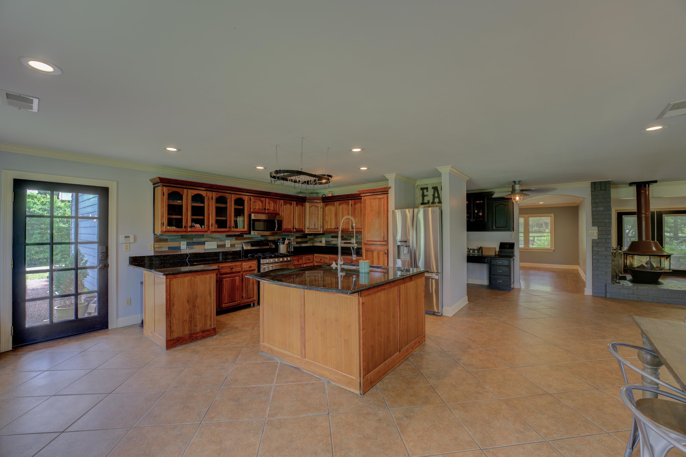 2716 Roland Road Arlington, TN 38002 - Photo 4 of 25 Gallery Image 4