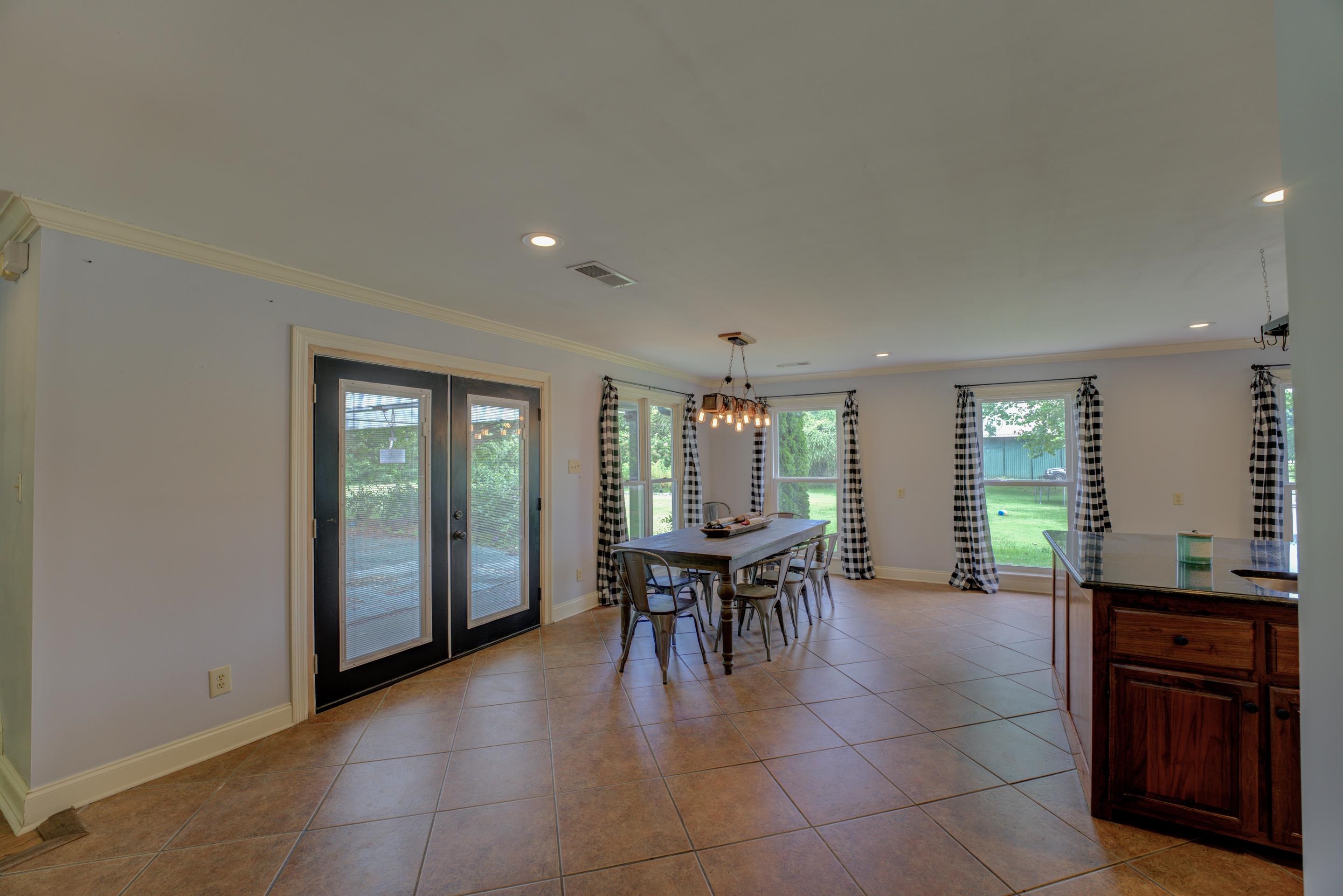 2716 Roland Road Arlington, TN 38002 - Photo 6 of 25 Gallery Image 6