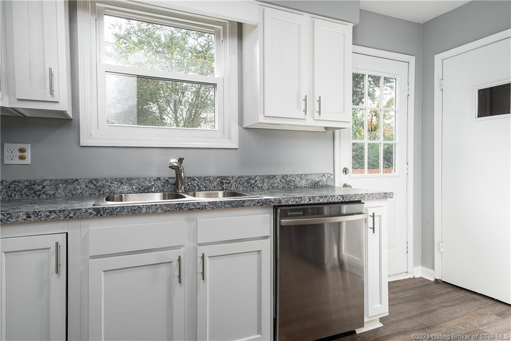 3855 St Joseph Road New Albany, IN 47150 - Photo 11 of 25 Gallery Image 11