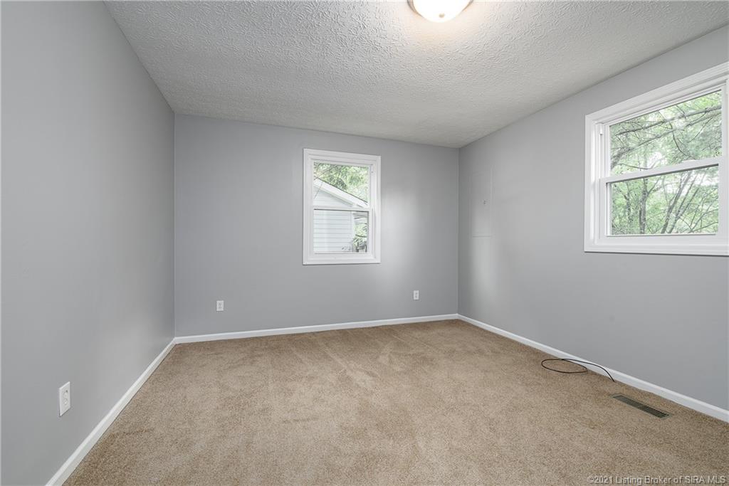 3855 St Joseph Road New Albany, IN 47150 - Photo 17 of 25 Gallery Image 17