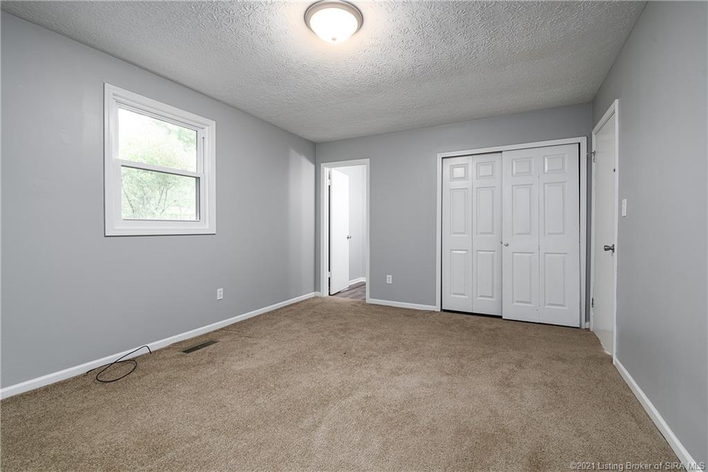 3855 St Joseph Road New Albany, IN 47150 - Photo 18 of 25 Gallery Image 18