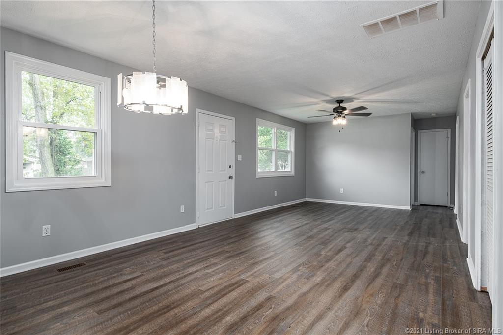3855 St Joseph Road New Albany, IN 47150 - Photo 5 of 25 Gallery Image 5