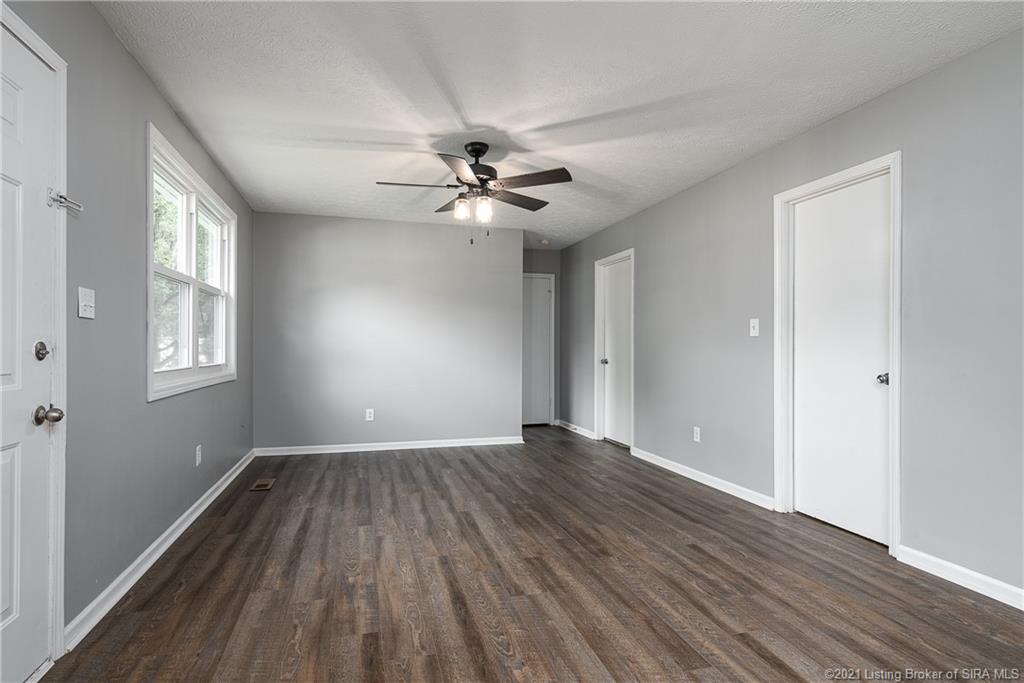 3855 St Joseph Road New Albany, IN 47150 - Photo 6 of 25 Gallery Image 6