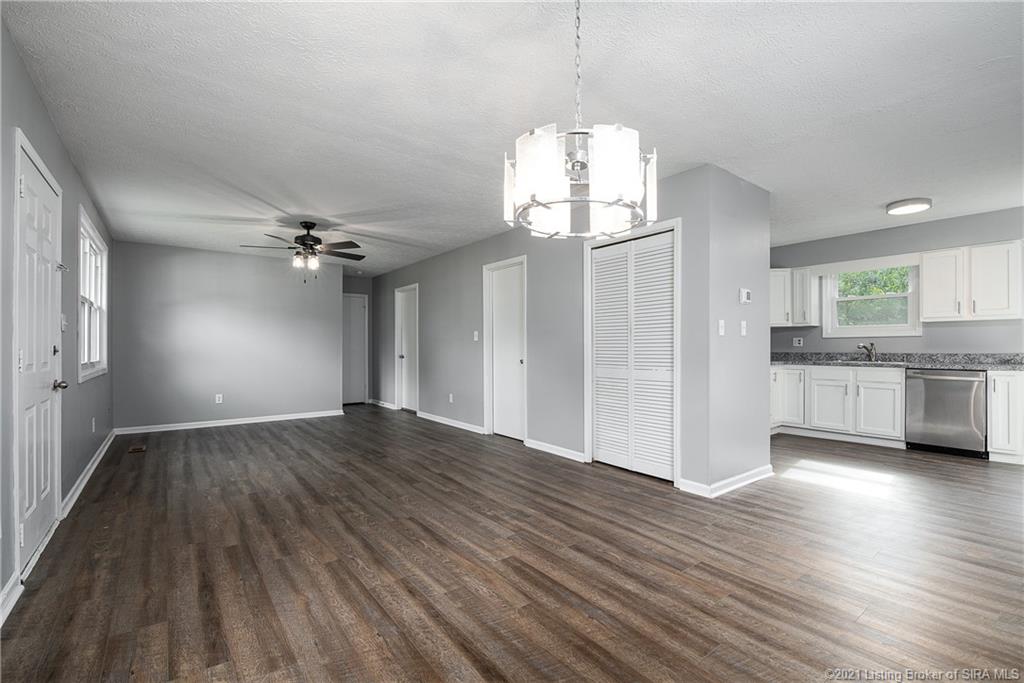 3855 St Joseph Road New Albany, IN 47150 - Photo 8 of 25 Gallery Image 8