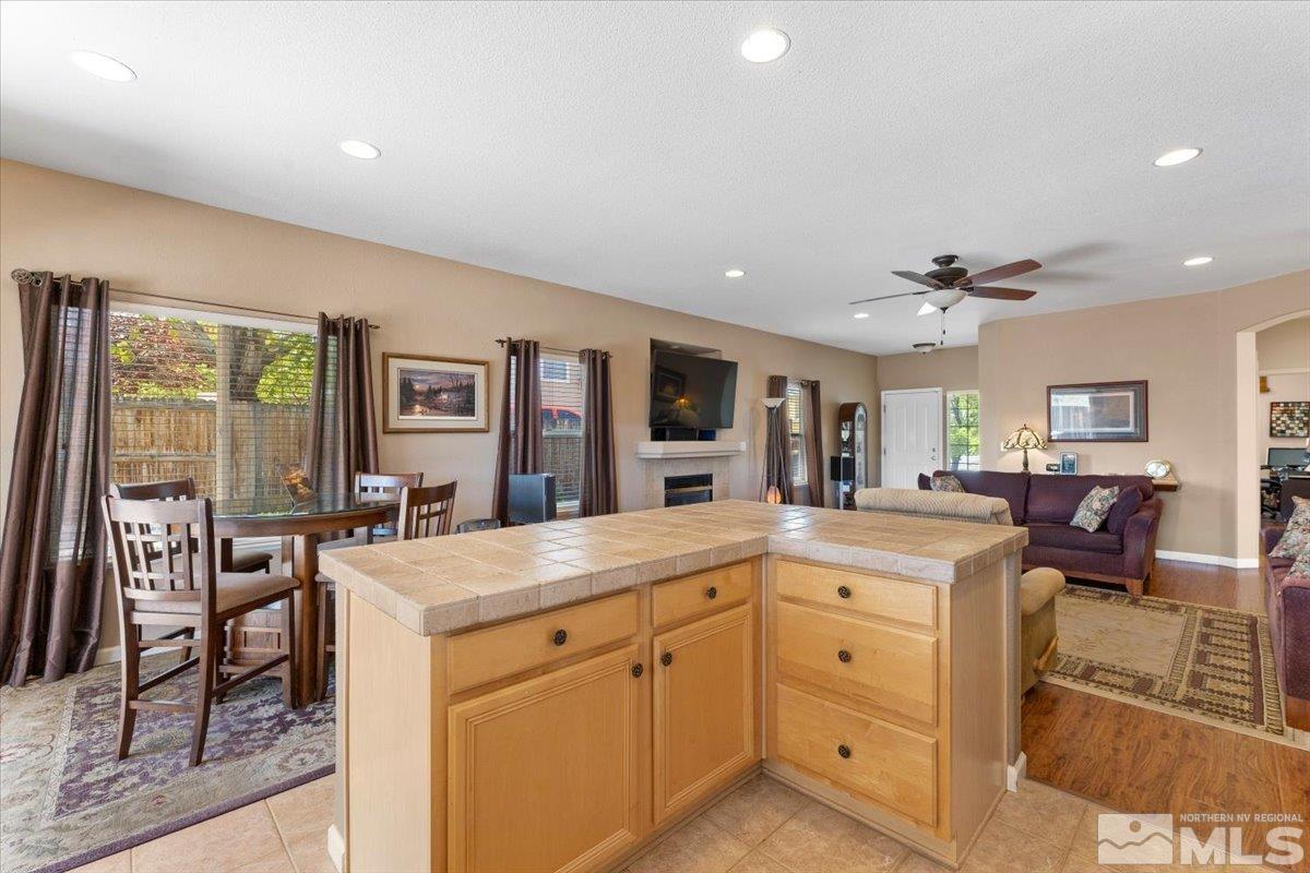 9724 Autumn Leaf Way Reno, NV 89506 - Photo 15 of 40 Photo 15