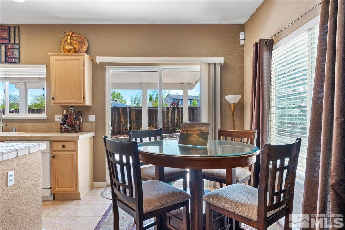 9724 Autumn Leaf Way Reno, NV 89506 - Photo 17 of 40 Photo 17