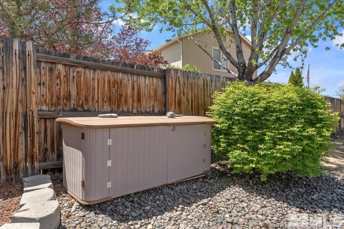 9724 Autumn Leaf Way Reno, NV 89506 - Photo 34 of 40 Photo 34