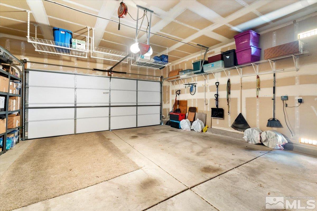 9724 Autumn Leaf Way Reno, NV 89506 - Photo 38 of 40 Photo 38