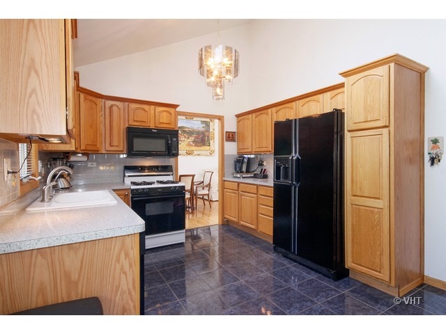 7339 South Garfield Street Burr Ridge, IL 60527 - Photo 3 of 21