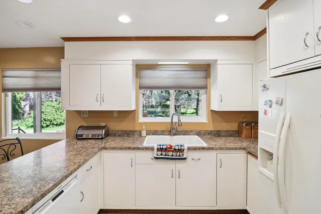 $459,900 | 3283 Middleton Lane, Redding, CA 96002