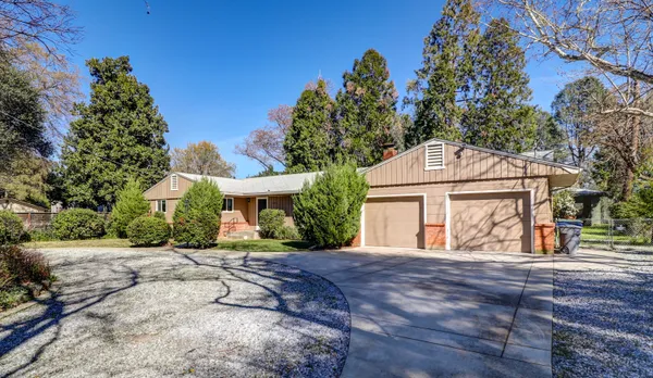 $459,900 | 3283 Middleton Lane, Redding, CA 96002