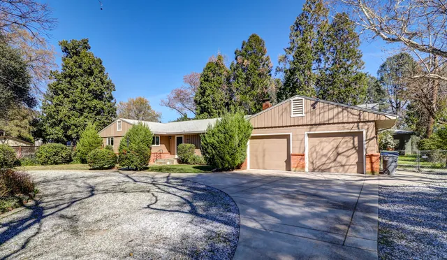 $459,900 | 3283 Middleton Lane, Redding, CA 96002