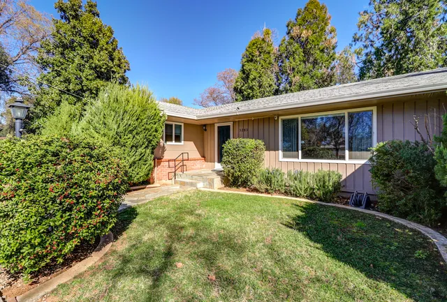 $459,900 | 3283 Middleton Lane, Redding, CA 96002