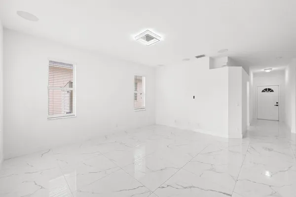 $3,600 | 1209 Olympic Circle, Greenacres, FL 33413