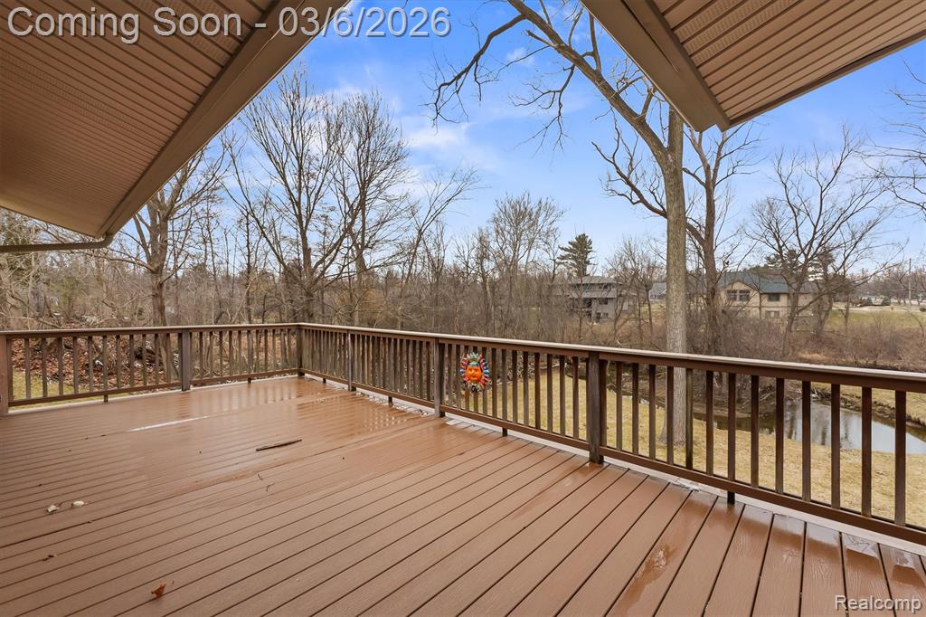 33420 Quaker Valley Road Farmington Hills, MI 48331 - Photo 28 of 32
