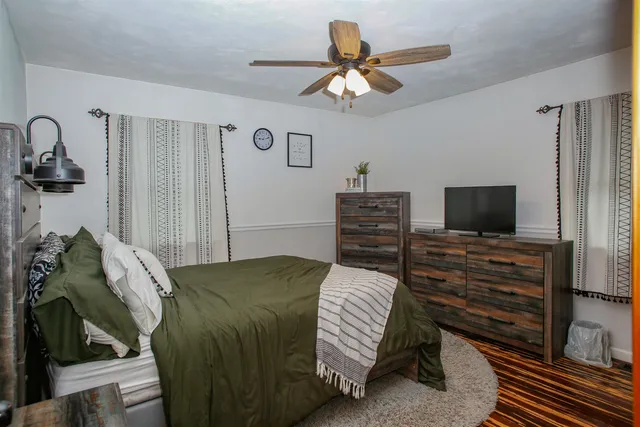 $215,000 | 1477 Highway 75, Freeport, IL 61032