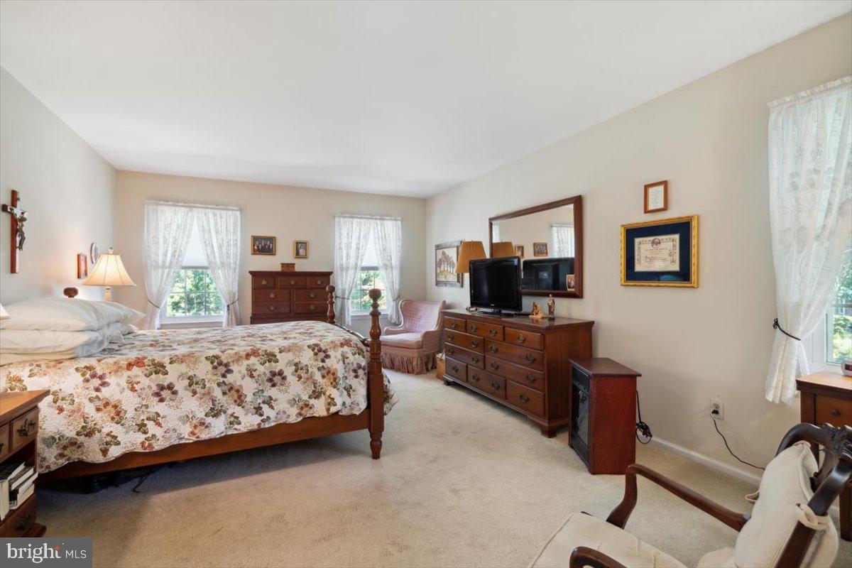 2310 Pineview Drive Malvern, PA 19355 - Photo 23 of 34 Main Bedroom