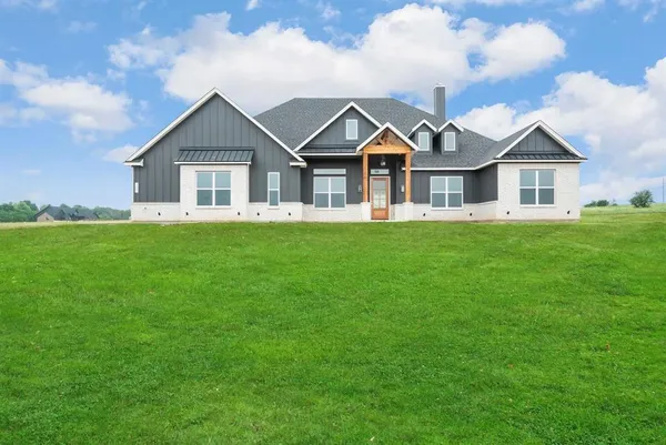 $664,990 | 2041 Carrie Court, Weatherford, TX 76088