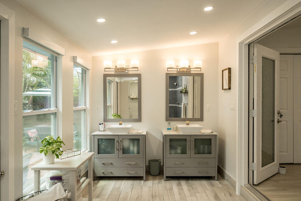 3402 Eagle Avenue Key West, FL 33040 - Photo 17 of 27 a view of front door and kitchen