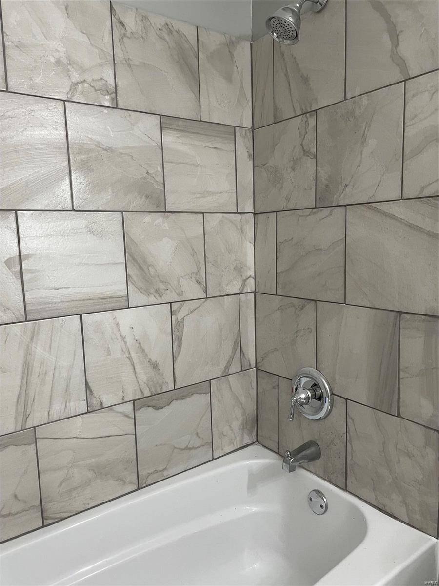 12004 Larimore Road St. Louis, MO 63138 - Photo 5 of 29 Gallery Image 5