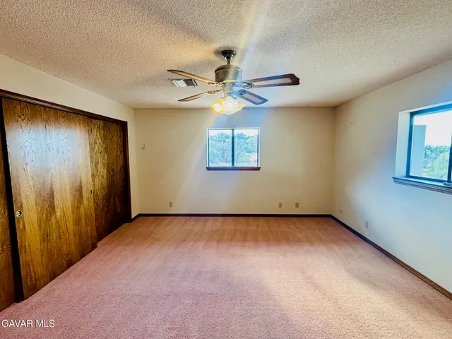 $3,199 | 527 Westlake Drive, Palmdale, CA 93551