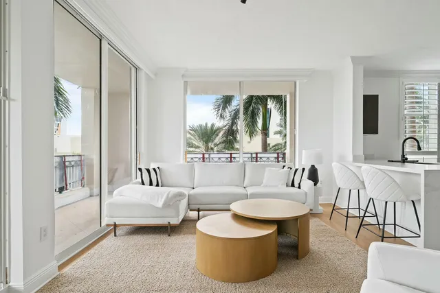 $7,500 | 550 Okeechobee Boulevard, Unit 322, West Palm Beach, FL 33401