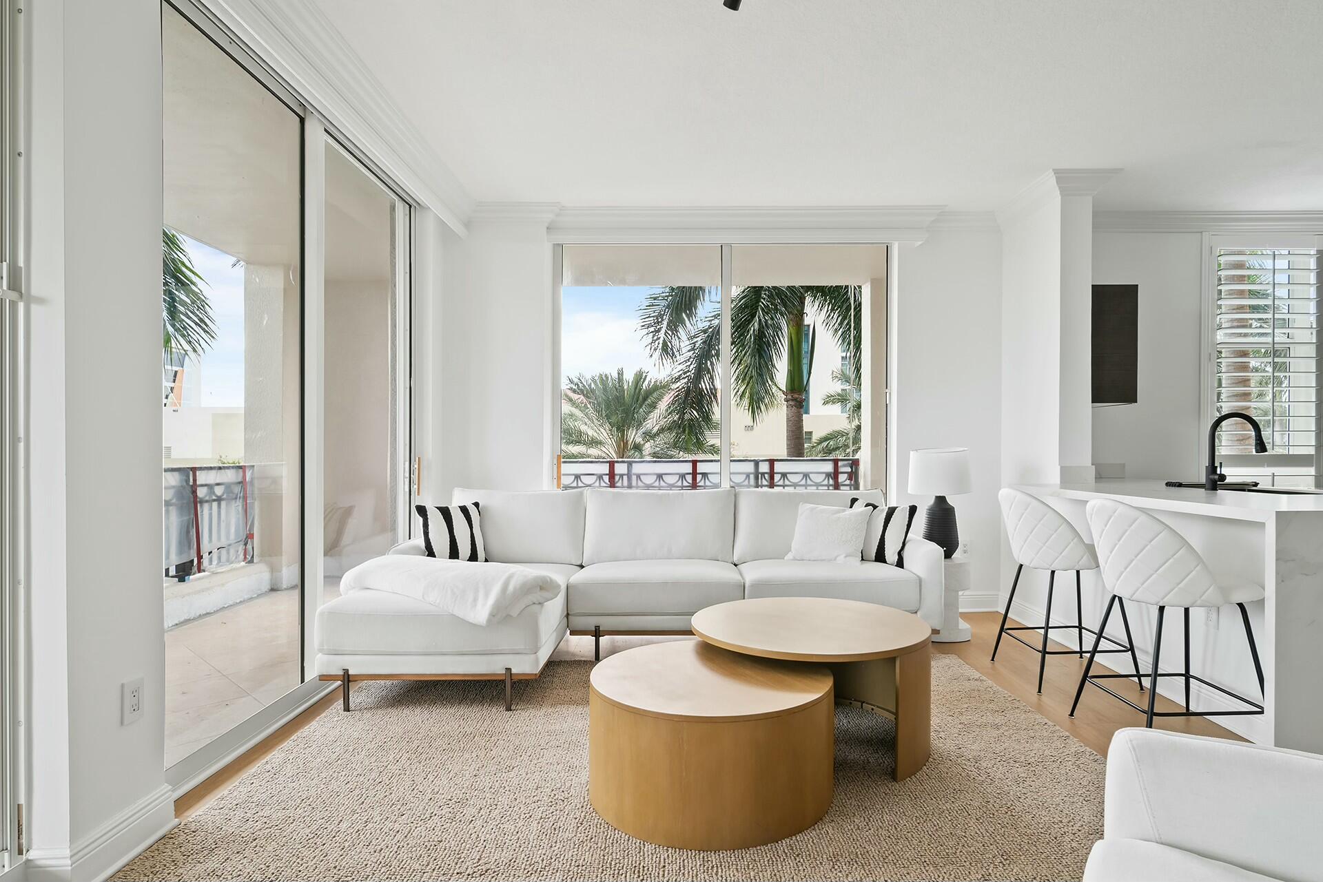 550 Okeechobee Boulevard, Unit 322 West Palm Beach, FL 33401 - Photo 2 of 29 tempImageST7UeR