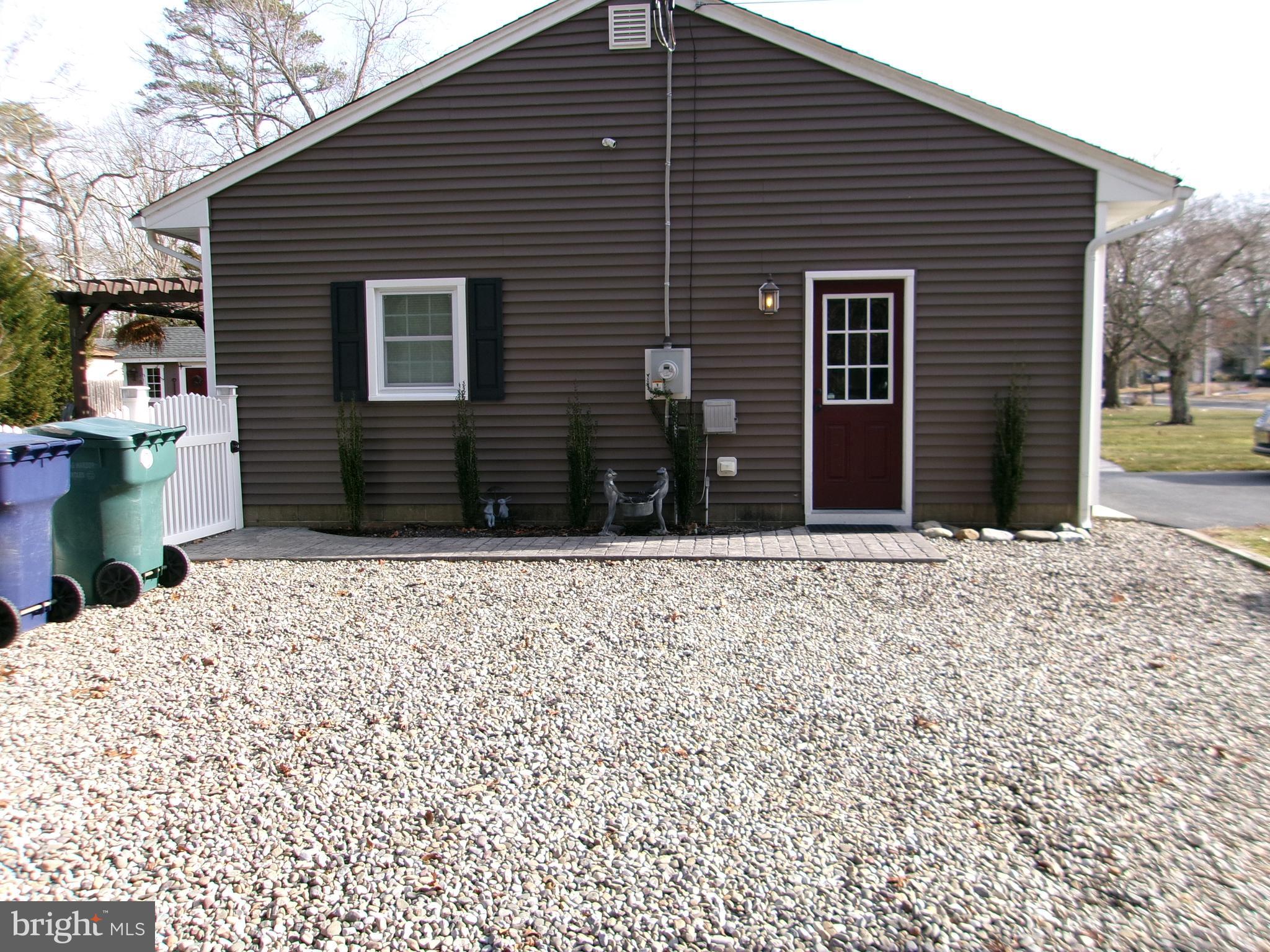 22 Nugentown Road Tuckerton, NJ 08087 - Photo 28 of 37 a backyard of a house