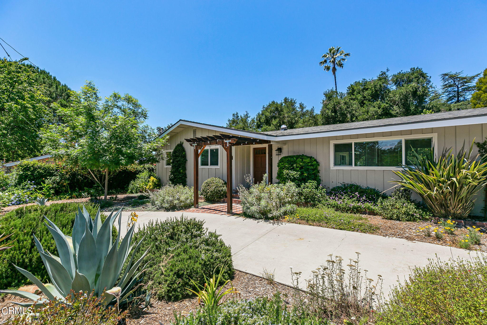 807 Daly Road Ojai, CA 93023 - Photo 4 of 50 a house view with a garden space