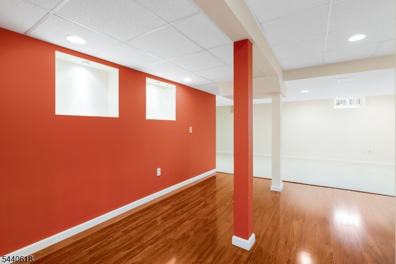 450 Vanderveer Road Bridgewater, NJ 08807 - Photo 36 of 46