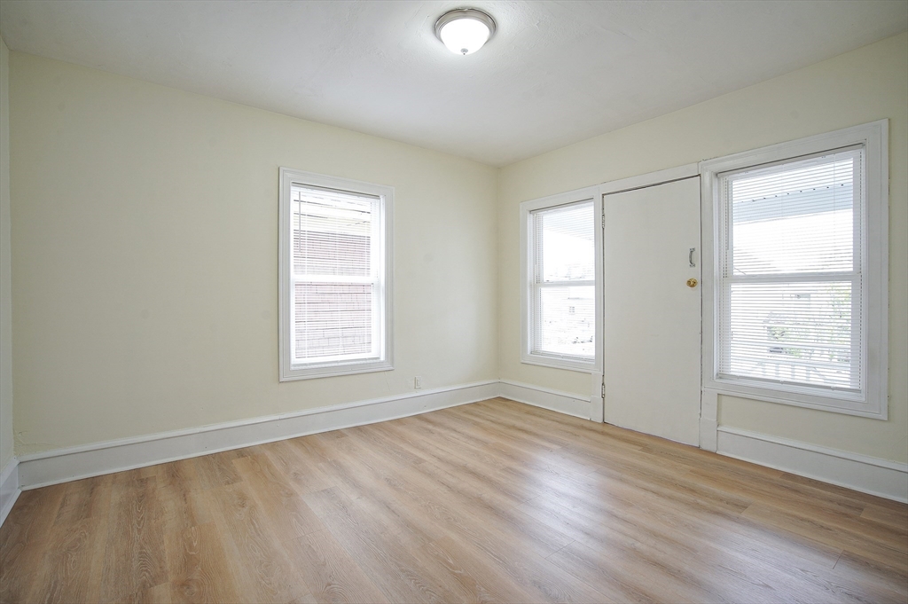 87 Quincy Street, Unit 2R Springfield, MA 01109 - Photo 8 of 10