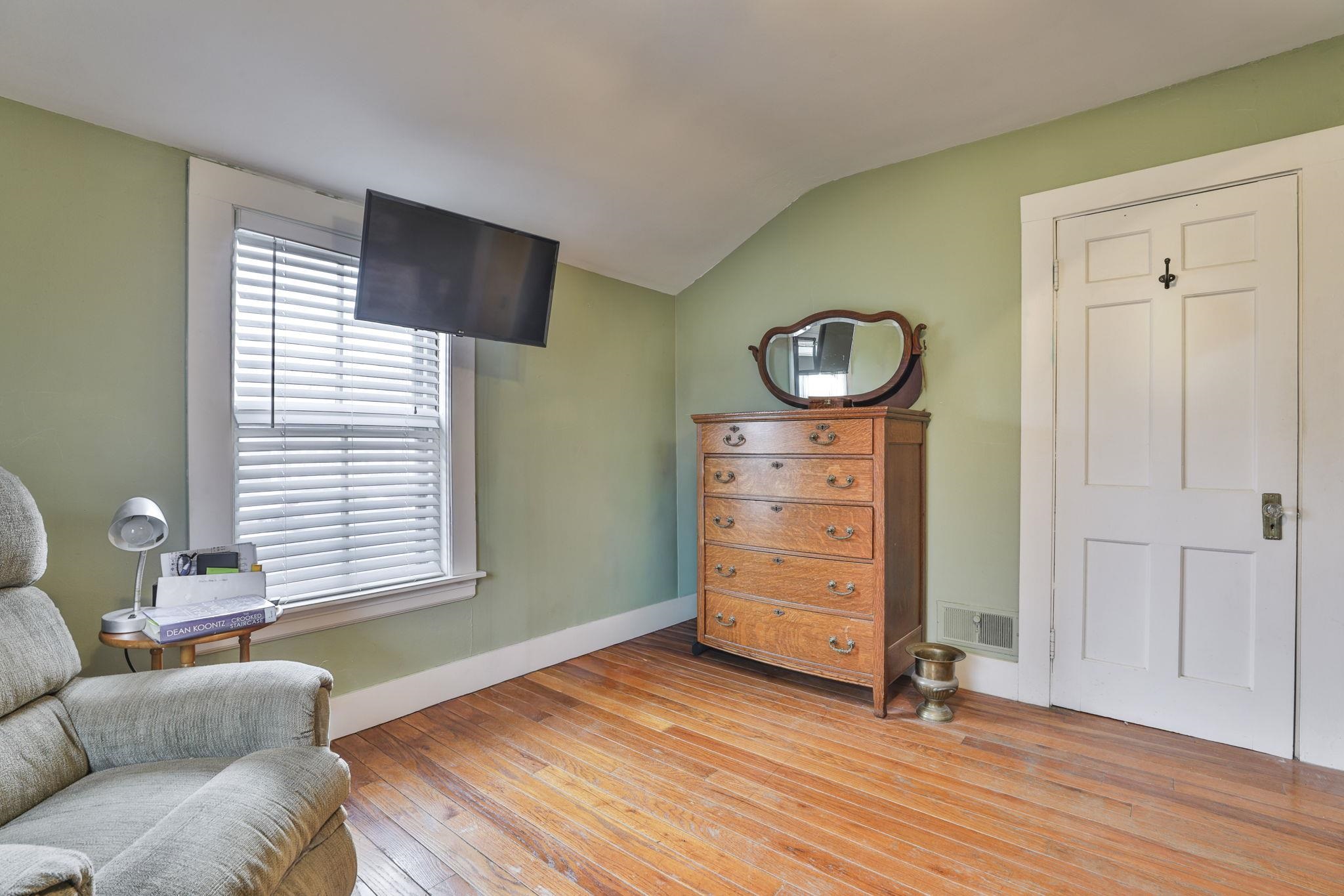 366 Nashua Street Milford, NH 03055 - Photo 20 of 30