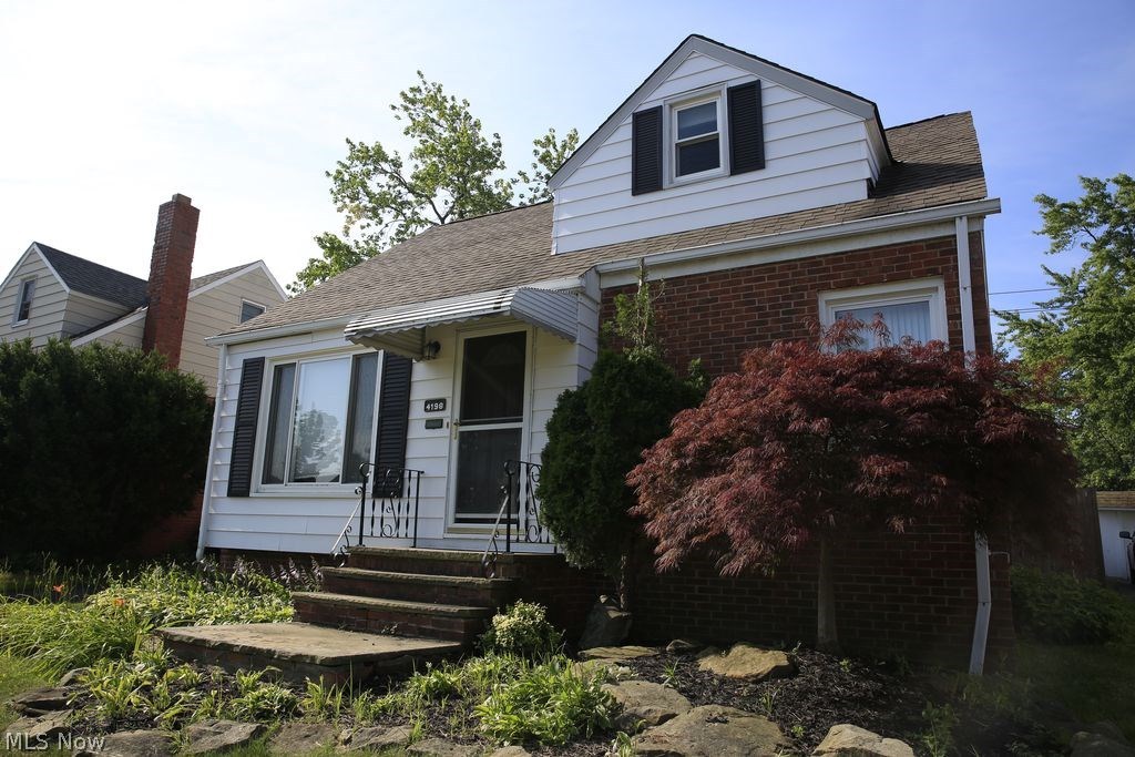 4198 Lambert Road Cleveland, OH 44121 - Photo 1 of 22